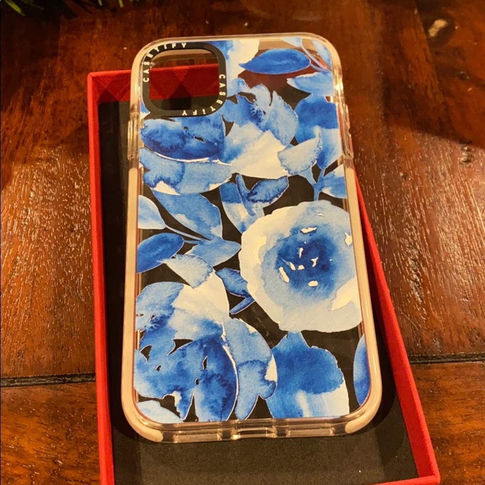 iPhone 11 phone case!!!! Full protection casetify